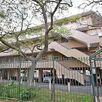 Cederberg Studio 12 In Green Point